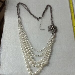 NY Silver Tone Faux Pearl Nrecklace #A414